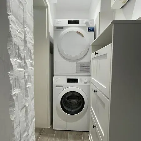 Lägenhet Moderne 2-zimmer Nahe Messe